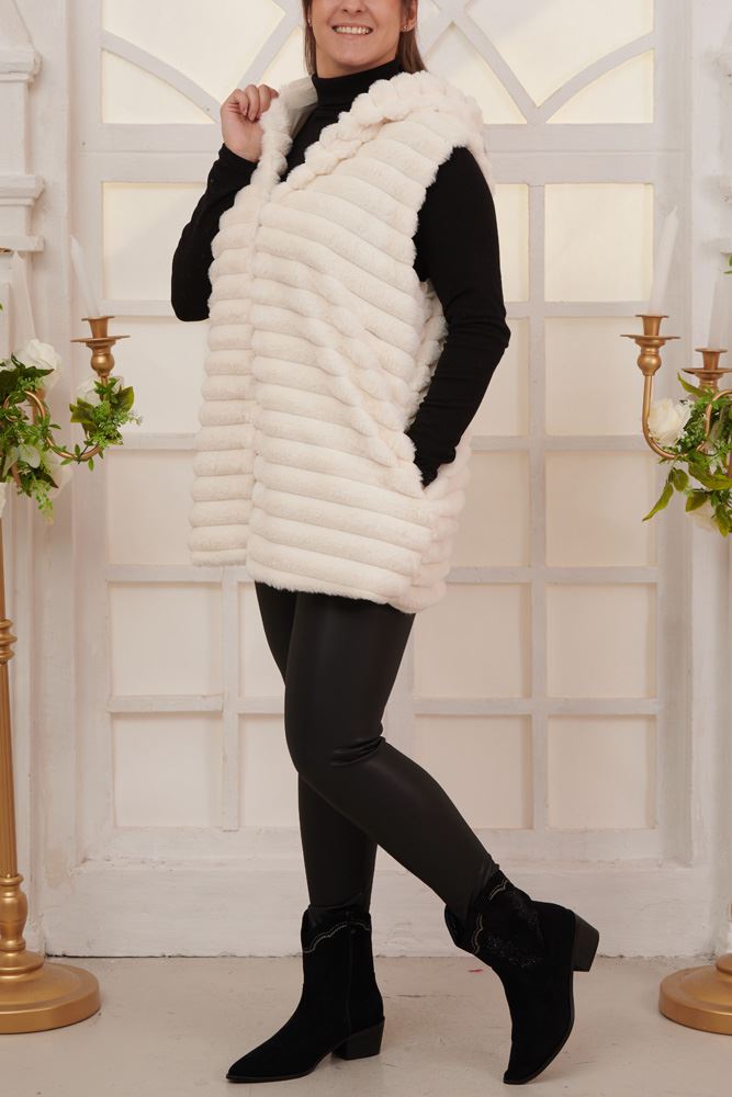 Stripe Pattern Faux Fur Zip Up Hooded Gilet