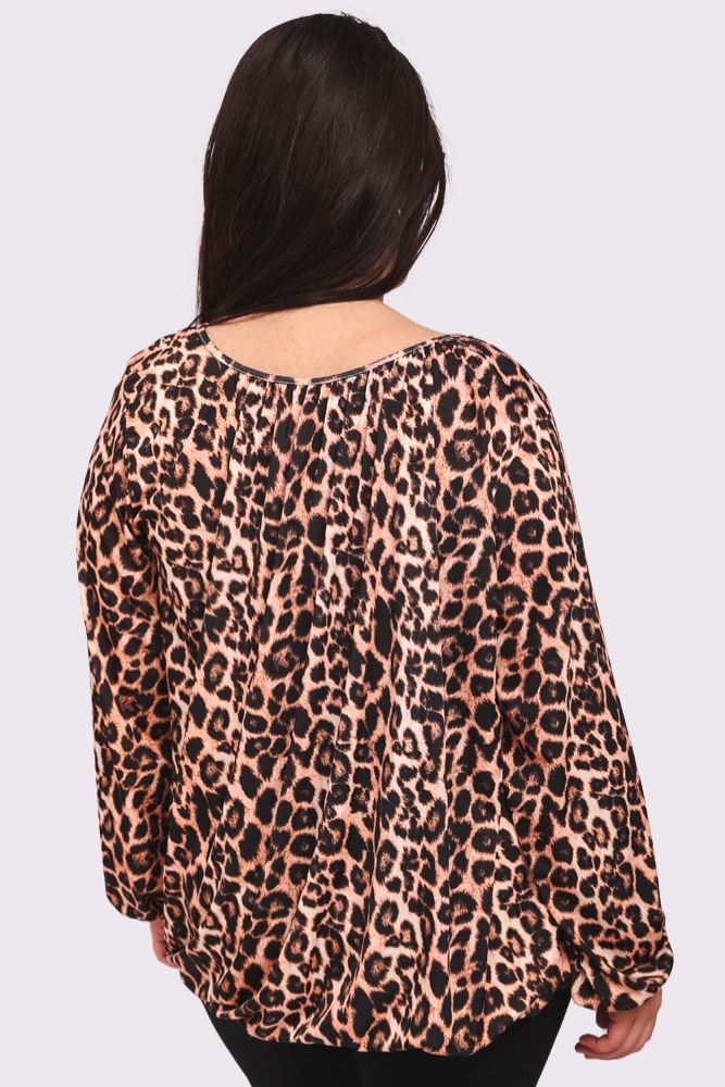 Leopard Print Pleated Elastic Hem Top