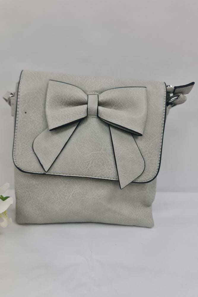 Bow Detail Crossbody Bag