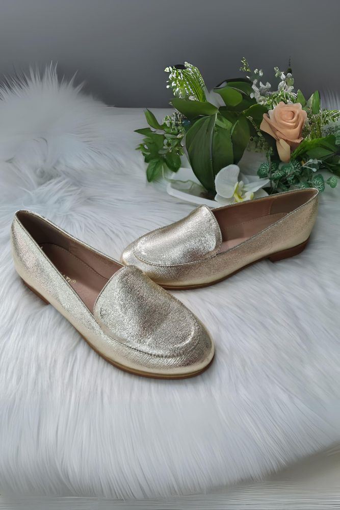 Metallic Round Toe Loafers